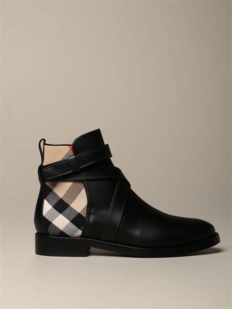 Zapatos Burberry para mujer 